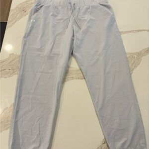 Under Armour Light Gray Lightweight Women’s Joggers